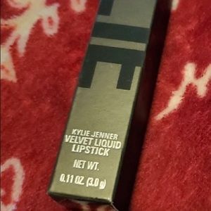 Kylie Jenner Velvet Liquid Lipstick